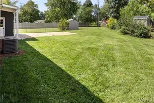 245 Humes Ln, Florissant, MO 63031 - Photo 15