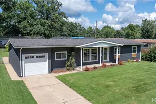 245 Humes Ln, Florissant, MO 63031 - Photo 1