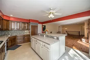 749 Chatelet Woods Dr, Saint Louis, MO 63135 - Photo 13