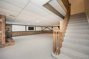 749 Chatelet Woods Dr, Saint Louis, MO 63135 - Photo 27
