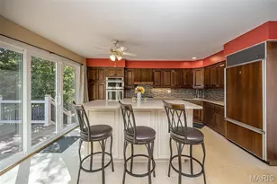 749 Chatelet Woods Dr, Saint Louis, MO 63135 - Photo 11