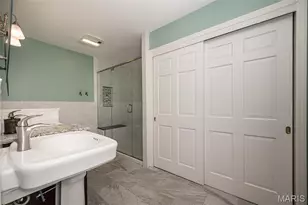 749 Chatelet Woods Dr, Saint Louis, MO 63135 - Photo 19