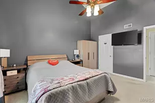 2470 Lampong Dr, Saint Louis, MO 63125 - Photo 11