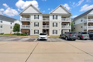 2470 Lampong Dr, Saint Louis, MO 63125 - Photo 1