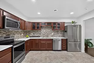 550 Coeur de Royale Dr, Saint Louis, MO 63141 - Photo 13