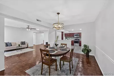 550 Coeur De Royale Drive #404, Saint Louis, MO 63141 - Photo 3