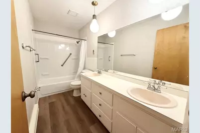 7601 Hazelcrest Drive #E, Hazelwood, MO 63042 - Photo 19