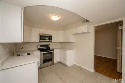 9136 Pardee Spur, Saint Louis, MO 63126 - Photo 23
