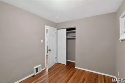 7744 Ellington Drive, Saint Louis, MO 63121 - Photo 7