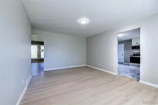 2206 Outlook Dr, Saint Louis, MO 63136 - Photo 15