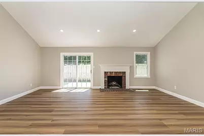 2477 Baxton Way, Chesterfield, MO 63017 - Photo 11