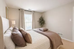 410 Montclair Tower Dr, Saint Charles, MO 63303 - Photo 33