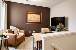 410 Montclair Tower Dr, Saint Charles, MO 63303 - Photo 23