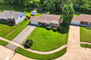 3356 San Sevilla Ct, Bridgeton, MO 63044 - Photo 5