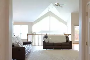 11479 Daykin Dr, Saint Louis, MO 63146 - Photo 15