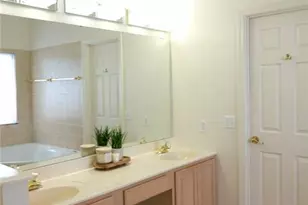 11479 Daykin Dr, Saint Louis, MO 63146 - Photo 27