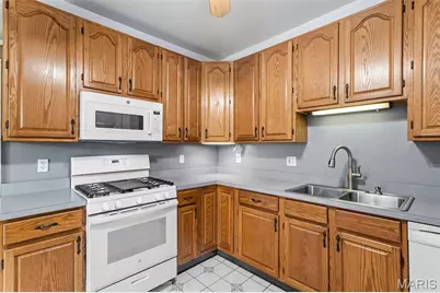 740 Bellerive Boulevard, Saint Louis, MO 63111 - Photo 29