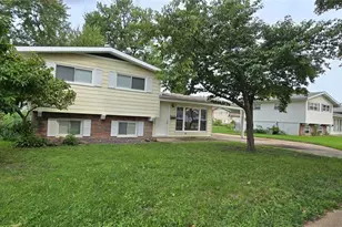 13 Floweridge Ln, Florissant, MO 63031 - Photo 1