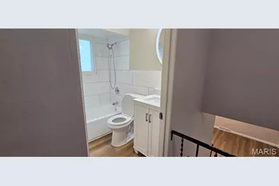 13 Floweridge Lane, Florissant, MO 63031 - Photo 7