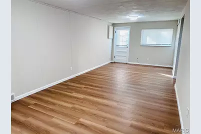 13 Floweridge Lane, Florissant, MO 63031 - Photo 7