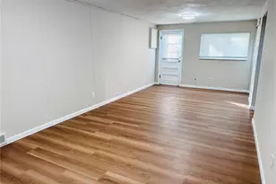 13 Floweridge Ln, Florissant, MO 63031 - Photo 7