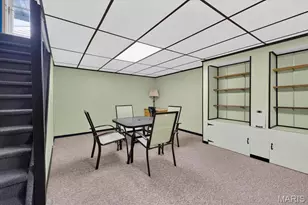 2847 Foxwood Dr, Maryland Heights, MO 63043 - Photo 15