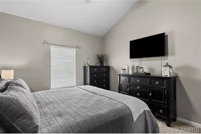 734 Saravalle Drive, Saint Peters, MO 63376 - Photo 15