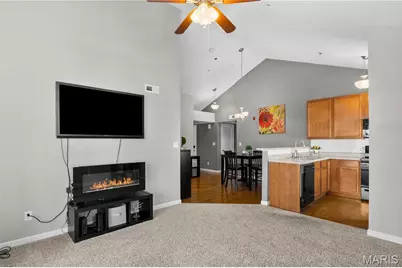734 Saravalle Drive, Saint Peters, MO 63376 - Photo 9