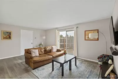 10415 Briarbend Drive #2, Saint Louis, MO 63146 - Photo 3