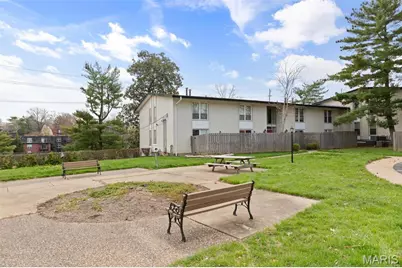 10415 Briarbend Drive #2, Saint Louis, MO 63146 - Photo 19