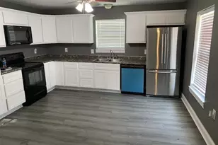 304 Poe St, Park Hills, MO 63601 - Photo 3