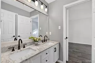 109 Crimson Oaks Ct, Lake Saint Louis, MO 63367 - Photo 33