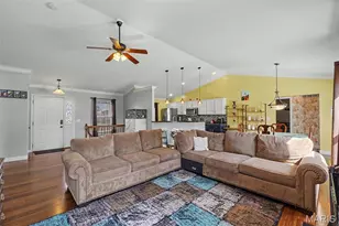 57 Dean Wells Ct, Warrenton, MO 63383 - Photo 9