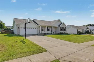 57 Dean Wells Ct, Warrenton, MO 63383 - Photo 3