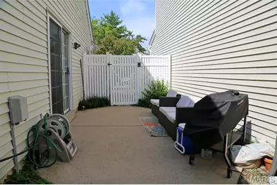 714 Liberty Village Drive, Unincorporated, MO 63031 - Photo 17