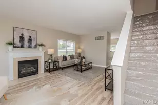 6 Robinson Circle Dr, Saint Louis, MO 63136 - Photo 11