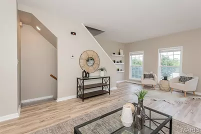 6 Robinson Circle Drive, Saint Louis, MO 63136 - Photo 9