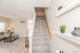 6 Robinson Circle Dr, Saint Louis, MO 63136 - Photo 21