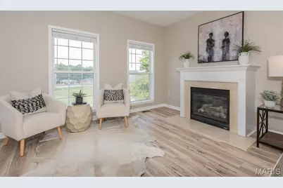 6 Robinson Circle Drive, Saint Louis, MO 63136 - Photo 5