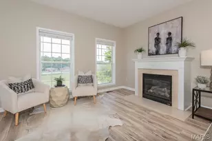 6 Robinson Circle Dr, Saint Louis, MO 63136 - Photo 5