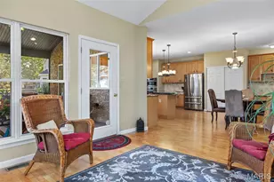 17835 Westhampton Woods Dr, Chesterfield, MO 63005 - Photo 15