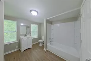 424 Shirley Ave, Saint Louis, MO 63135 - Photo 11