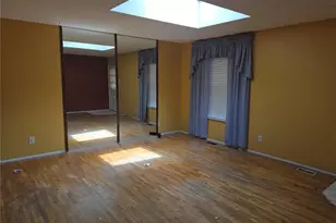 6778 Barnwood Dr, Hazelwood, MO 63042 - Photo 3