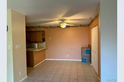 10011 Echoridge Lane #G, Mehlville, MO 63125 - Photo 3