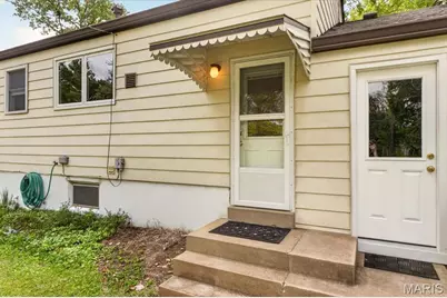 10819 Lawnbrook Drive, Unincorporated, MO 63123 - Photo 23