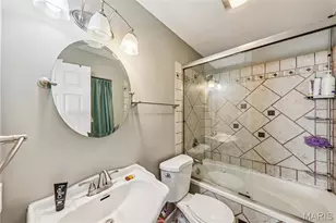 12462 Sandycreek Ln, Florissant, MO 63033 - Photo 19