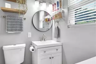 3027 Luxury Dr, Florissant, MO 63031 - Photo 19