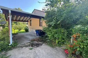 10593 Clarendon Ave, Saint Louis, MO 63114 - Photo 3
