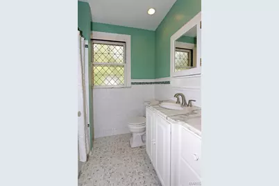 418 Mission Court, University City, MO 63130 - Photo 23