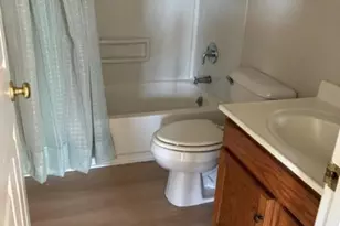 504 Stewart St, De Soto, MO 63020 - Photo 9